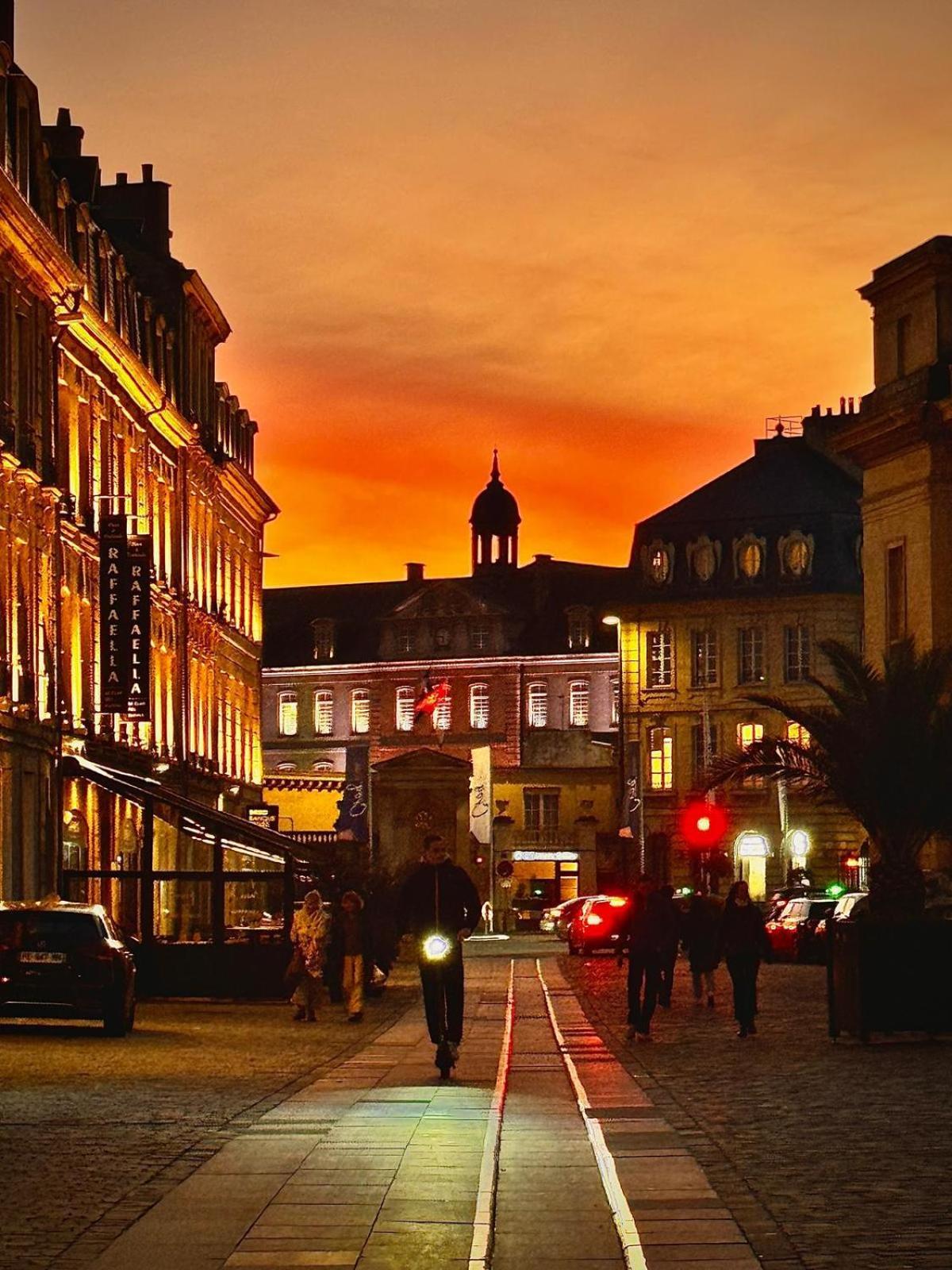 Logis Decaens Apartment Caen